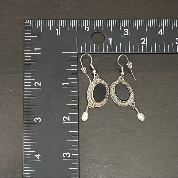 Sterling Silver 925 Made in Israel Black Onyx Dangling Rice Pearl Drop Earrings - Picture 7 of 11